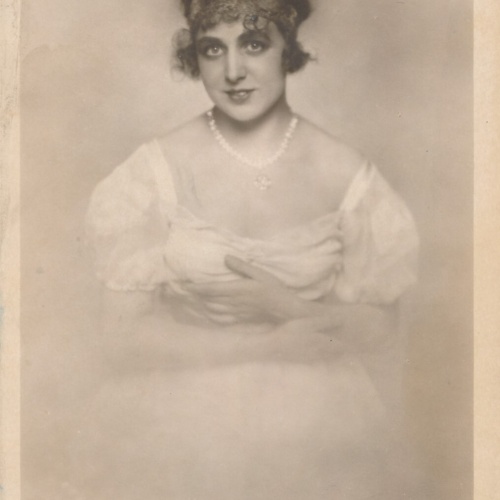 AK, Hella Moja (S2131)