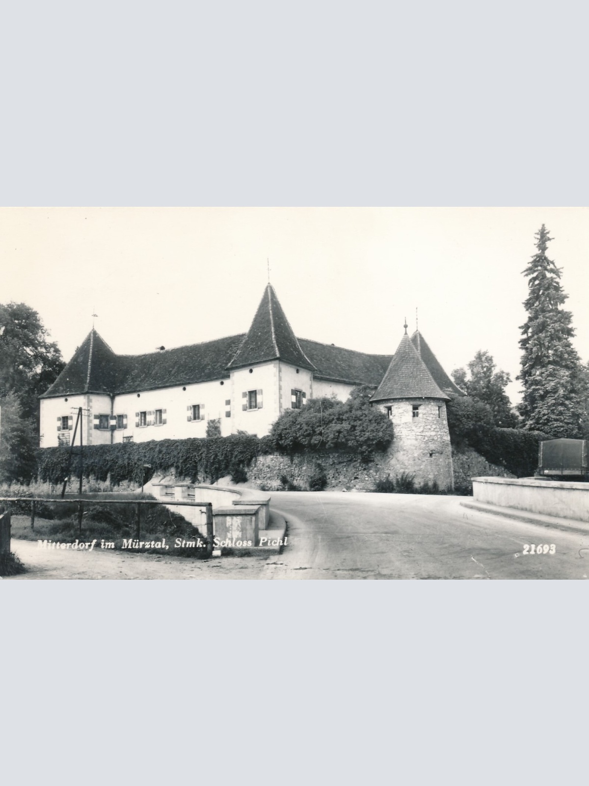 AK aus Mitterdorf mit Schloss Pichl Steiermark (8041)