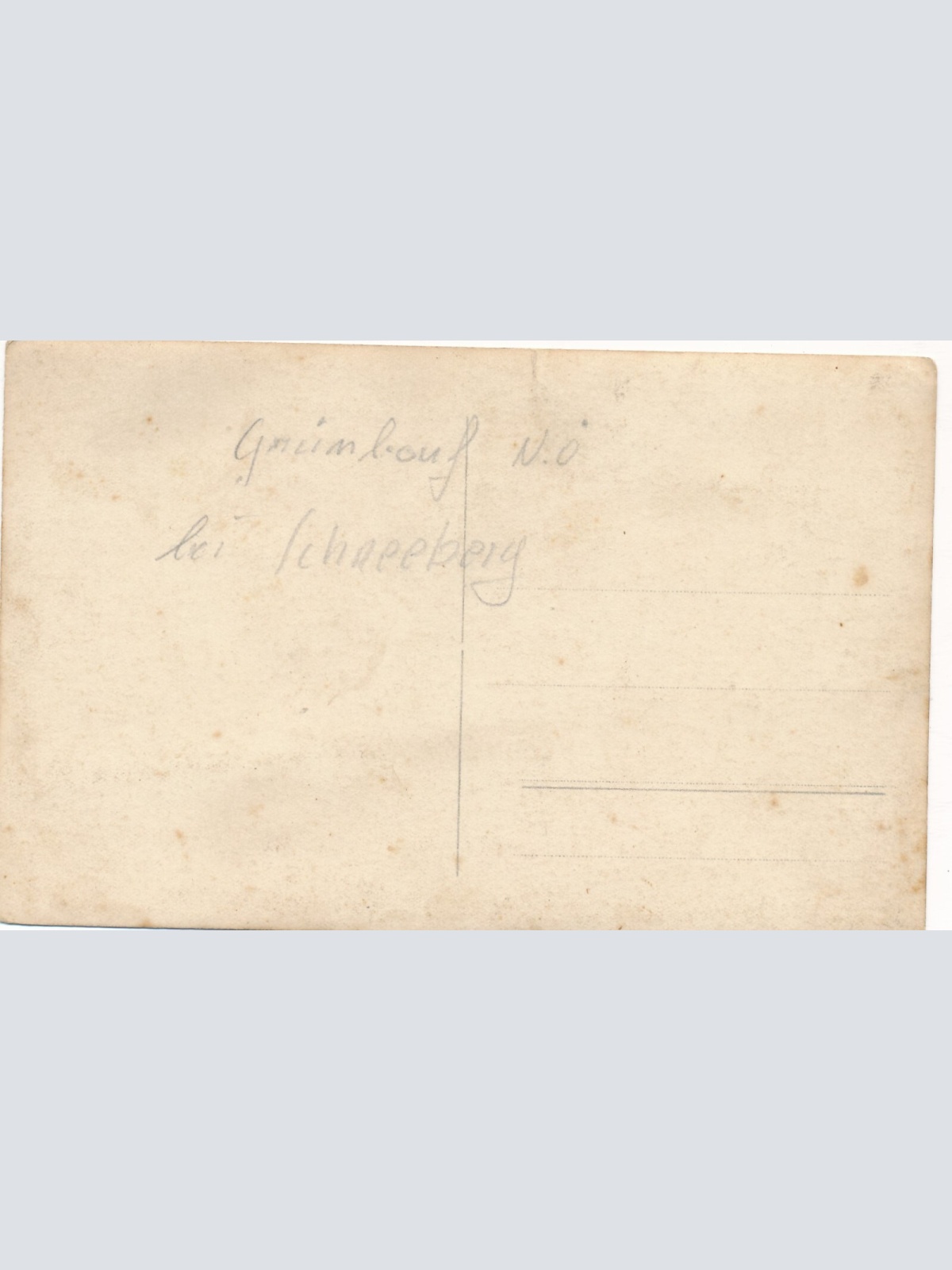 AK Annodazumals von Leuten mit Schlitten vor einer Tabak - Trafik (7839)