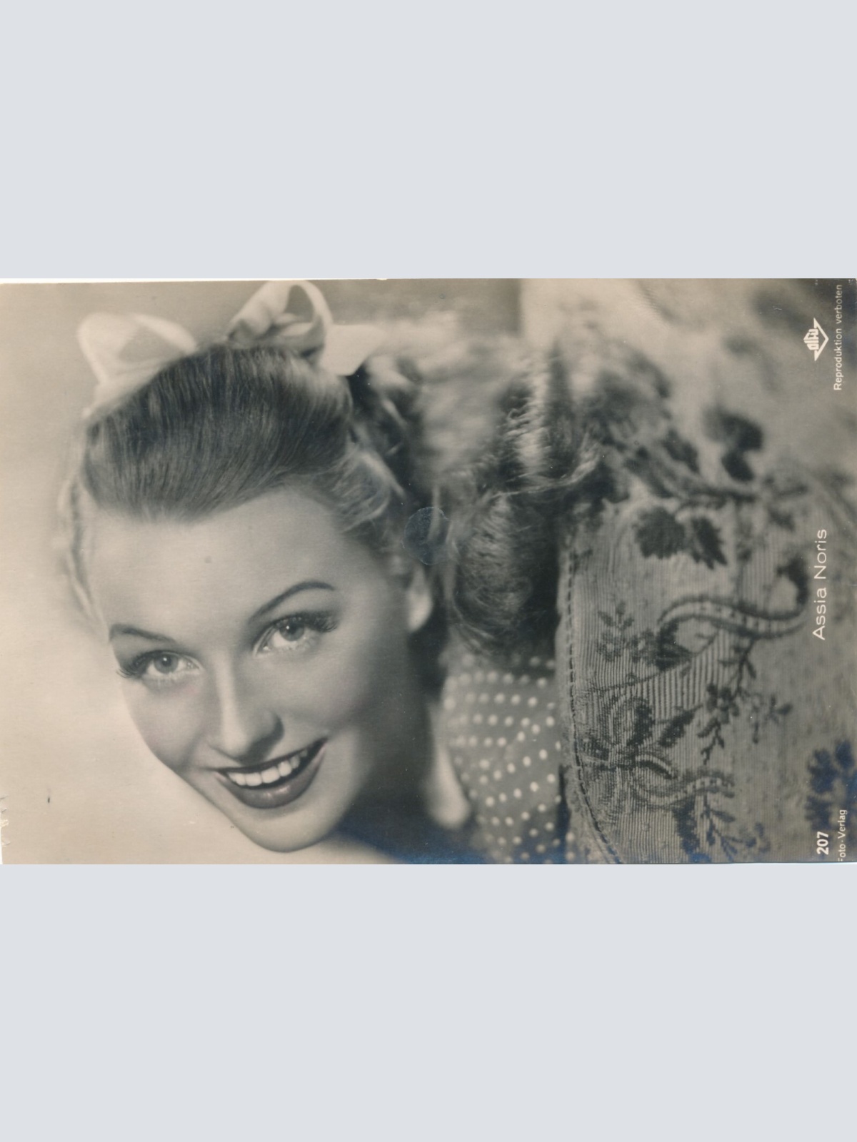 AK, Assia Noris (S2160)