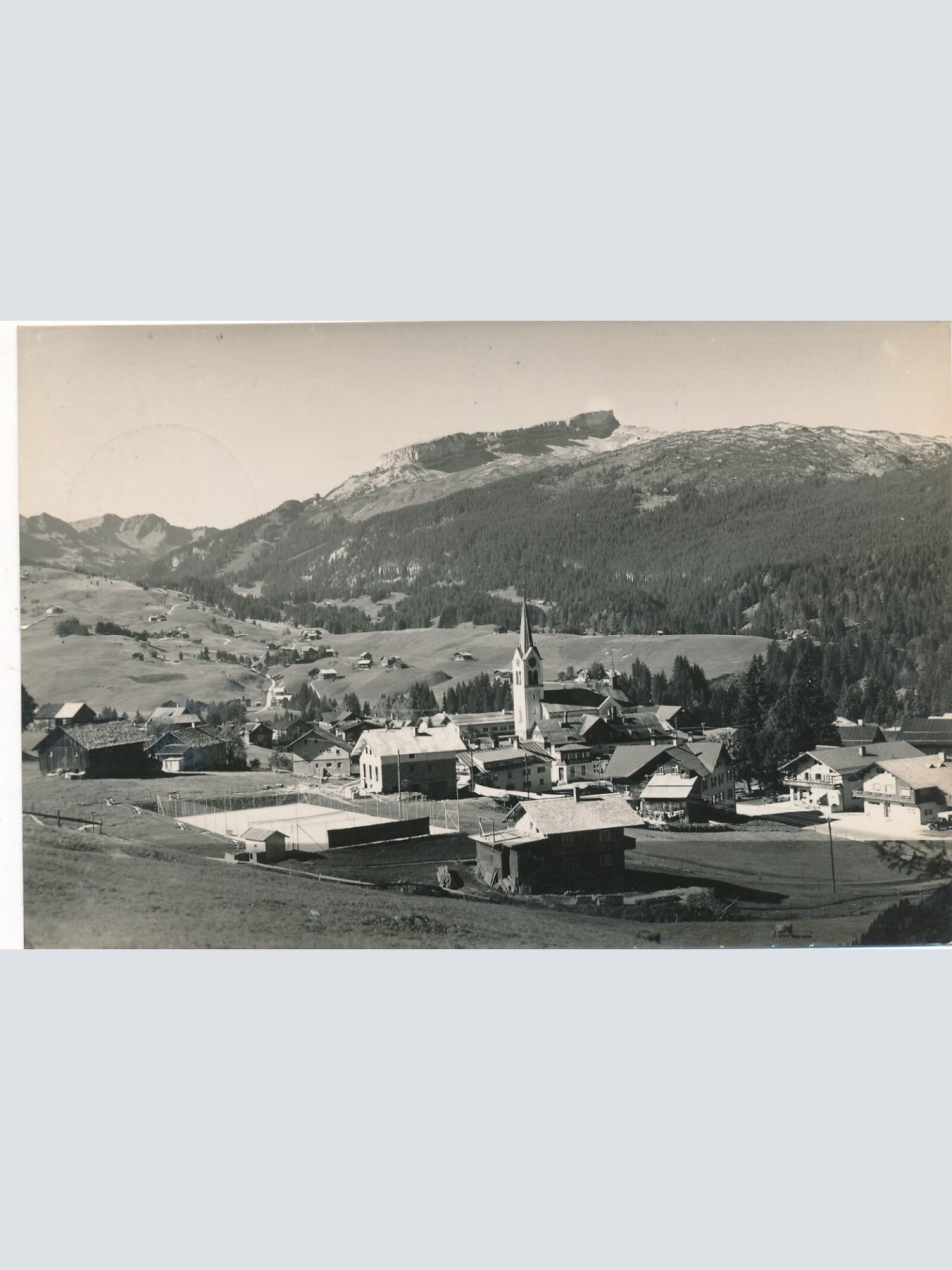 AK aus Riezlern Kleinwalsertal Vorarlberg Ansichtskarte (8337)