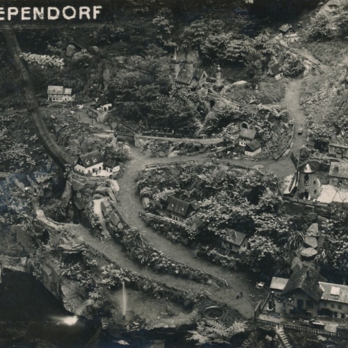 AK aus Ober - Piependorf Fiedlergrund Sachsen Ansichtskarte (9442)