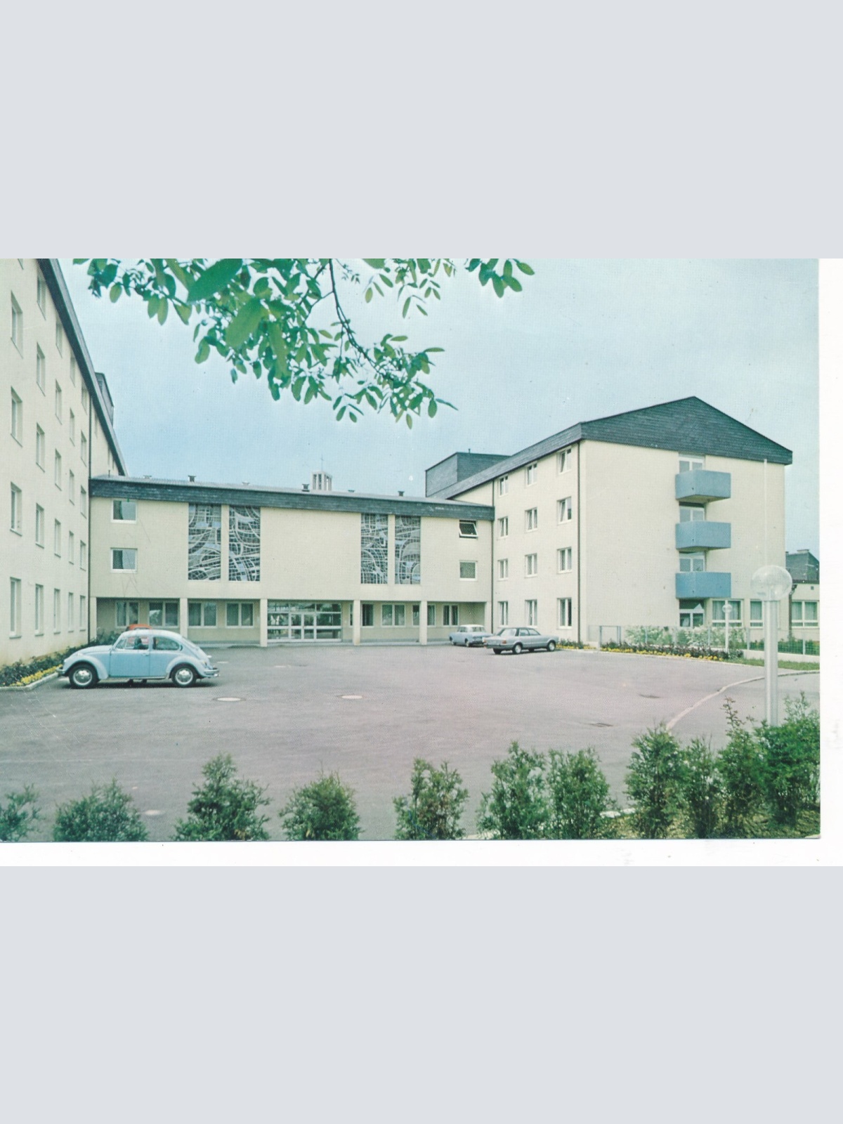 AK aus Linz an der Donau Franziskusschwestern Oberösterr. Ansichtskarte (9035)