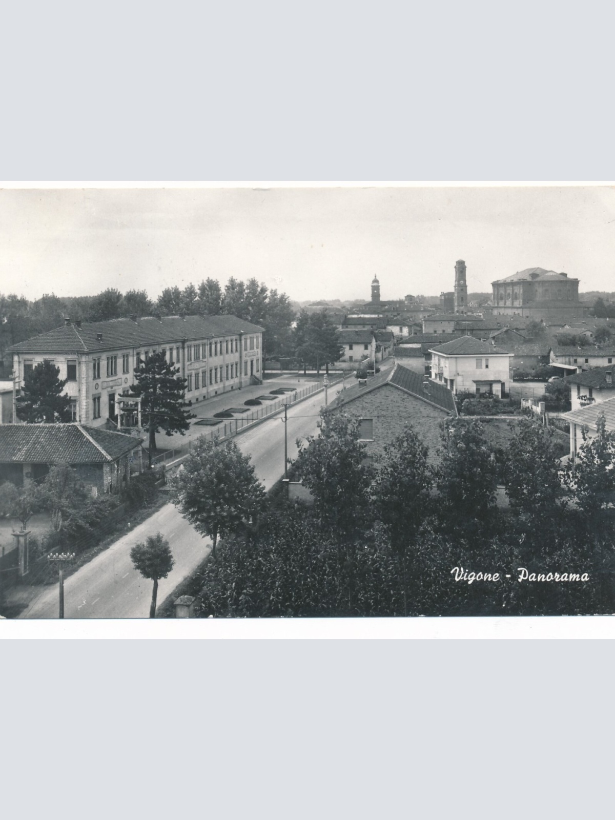 AK aus Vigone Italien Ansichtskarte (9524)