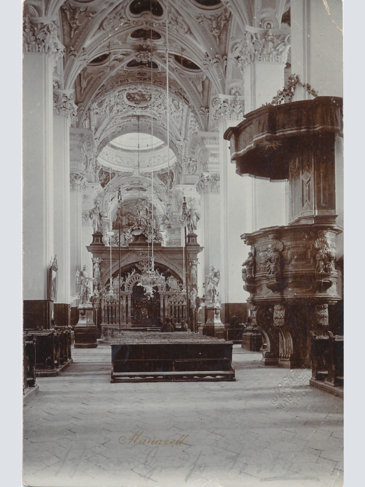 AK aus Mariazell Kircheninneres Steiermark Ansichtskarte (9502)