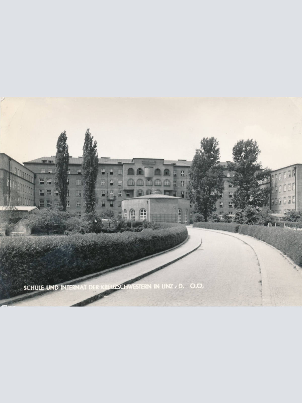 AK aus Linz mit Schule und Internat Oberösterreich Ansichtskarte (9855)