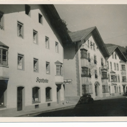 AK aus Matrei am Brenner mit Apotheke Tirol Ansichtskarte (9709)