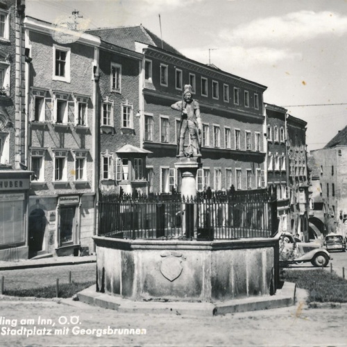 AK aus Schärding am Inn Stadtplatz Ansichtskarte (10011)