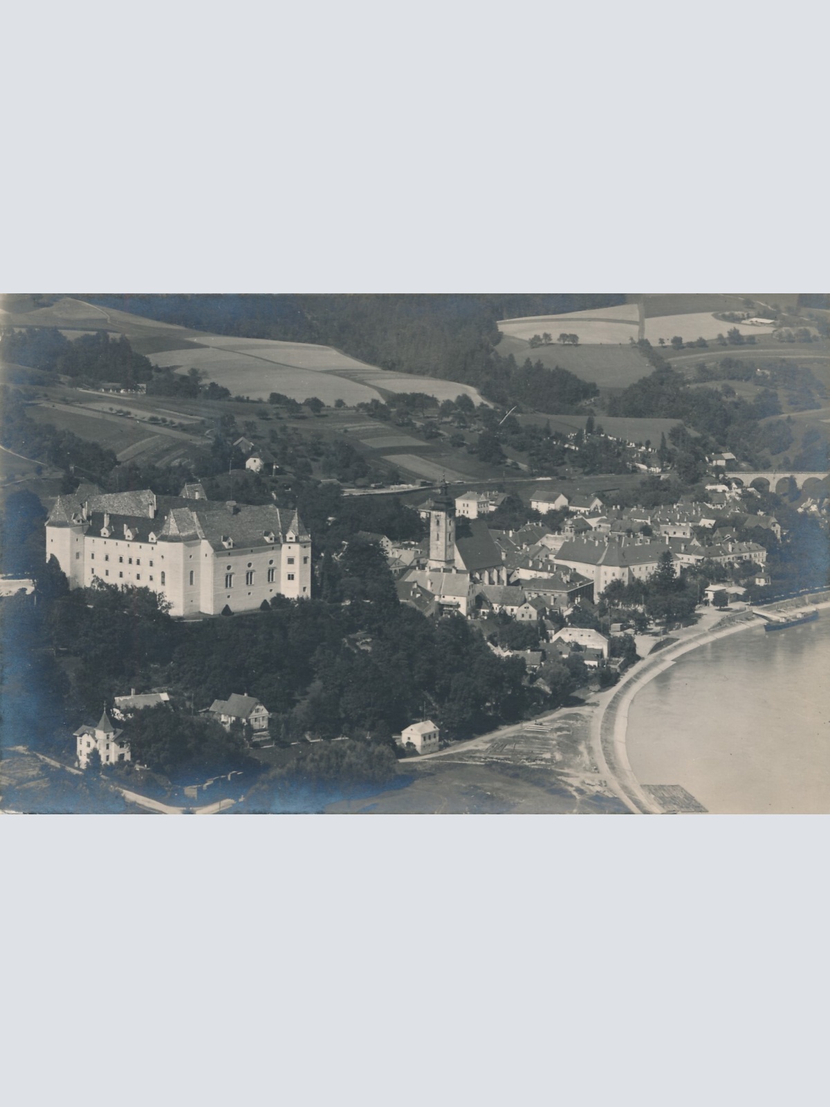 AK aus Grein a. Donau Oberösterreich Fliegerfoto (J105)