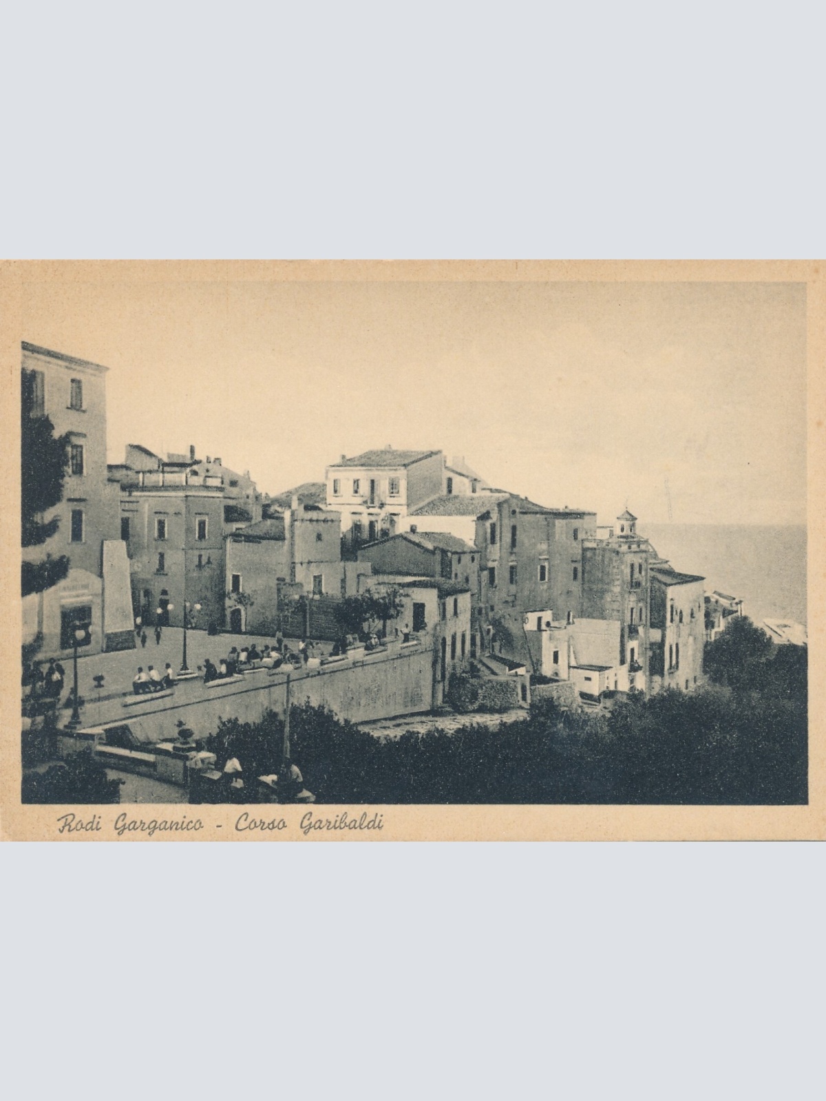 AK aus Rodi Garganico Corso Garibaldi Italien Ansichtskarte (10940)