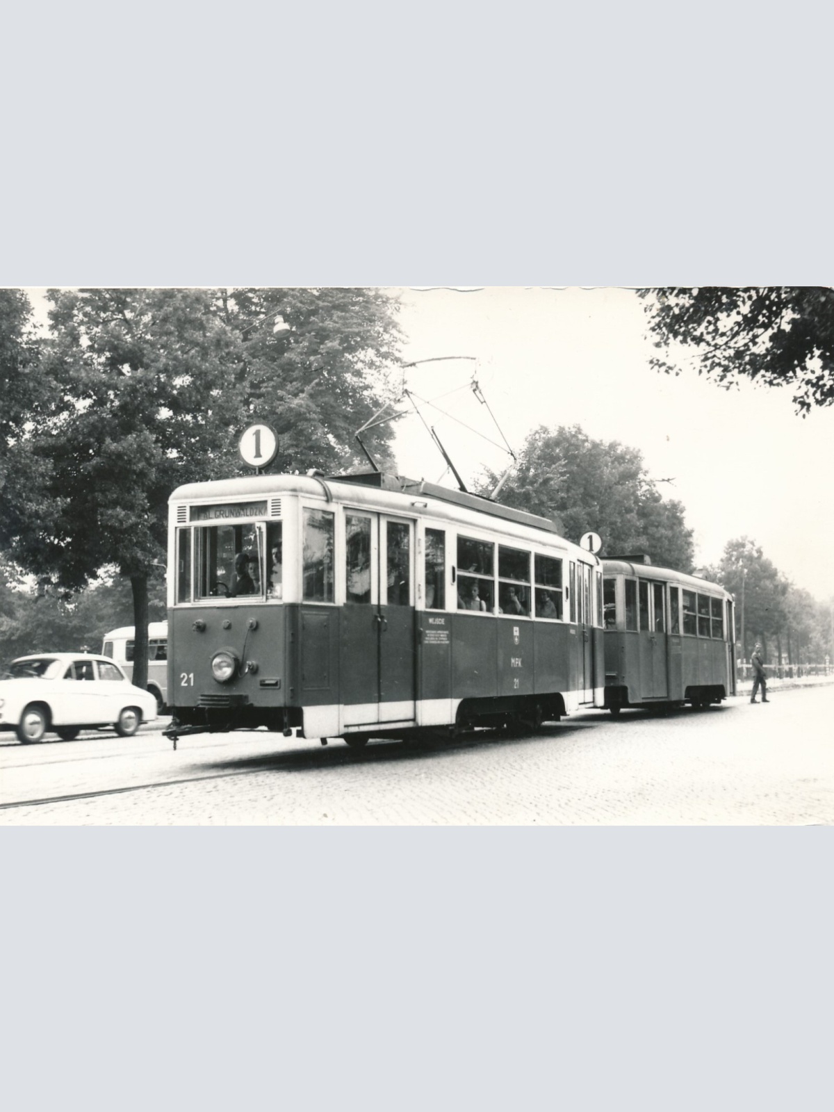 Foto - Karte  Eisenbahn - Straßenbahn Ansichtskarte (11322)