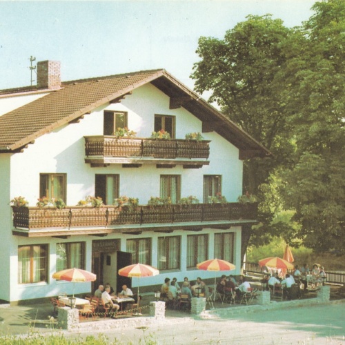 AK aus Enzenkirchen Rathaus Voglmayr Oberösterreich Ansichtskarte (11561)