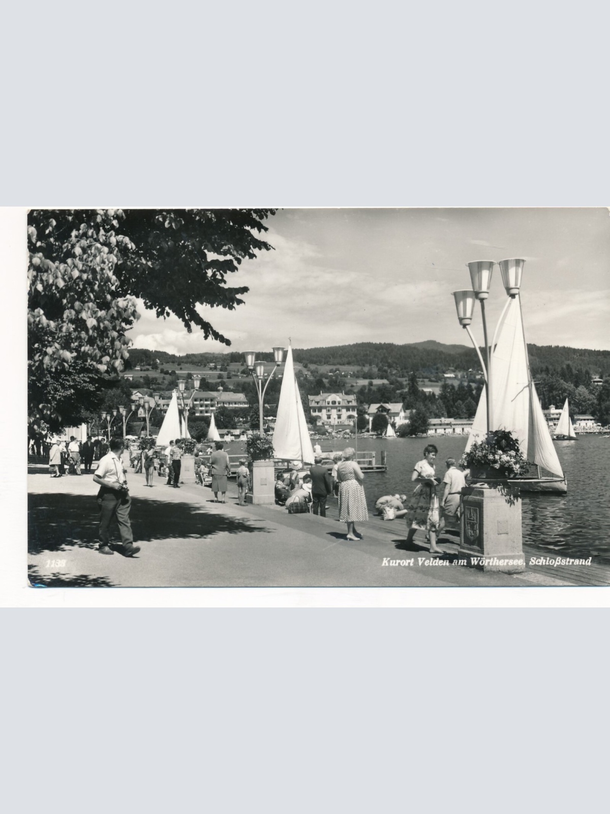AK aus Velden am Wörthersee mit Schloßstrand Kärnten Ansichtskarte (12207)