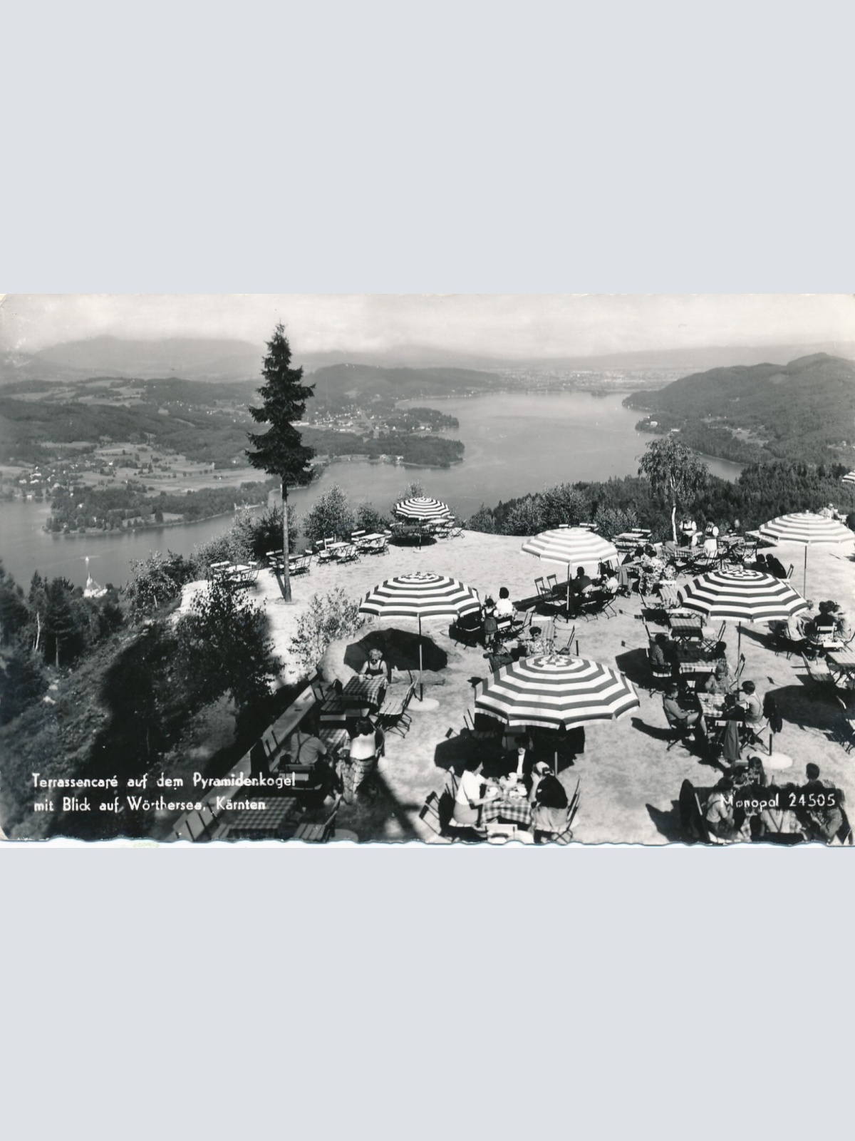 AK blick auf Pyramidenkogel mit Terasse Kärnten Ansichtskarte (12174)