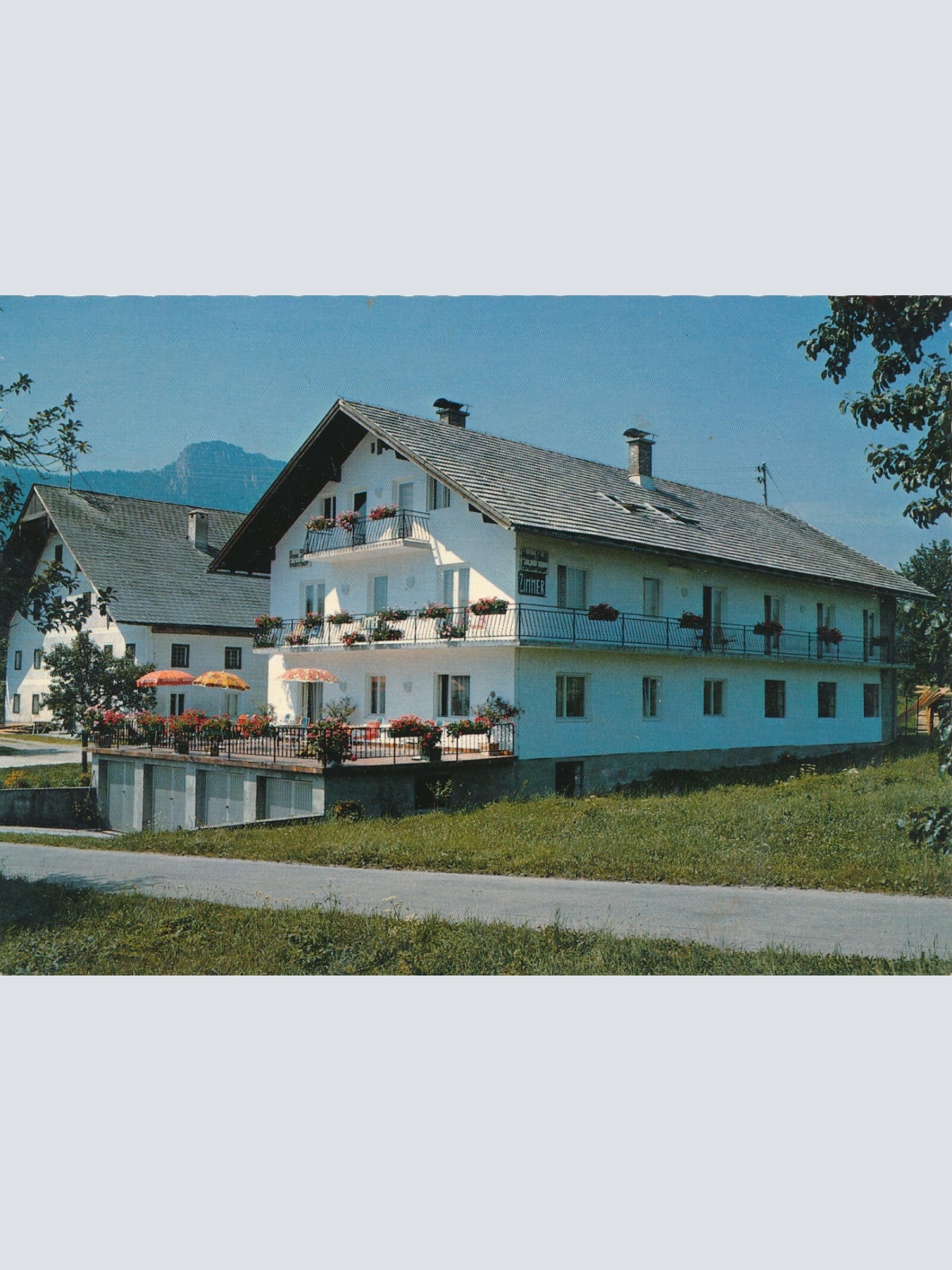 AK aus Mondsee Frühstückspension Grabnerbauer Ansichtskarte (J320)