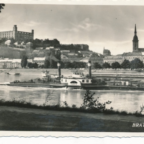 AK aus Bratislava mit Dampfer Tschechoslowakei Ansichtskarte (13217)
