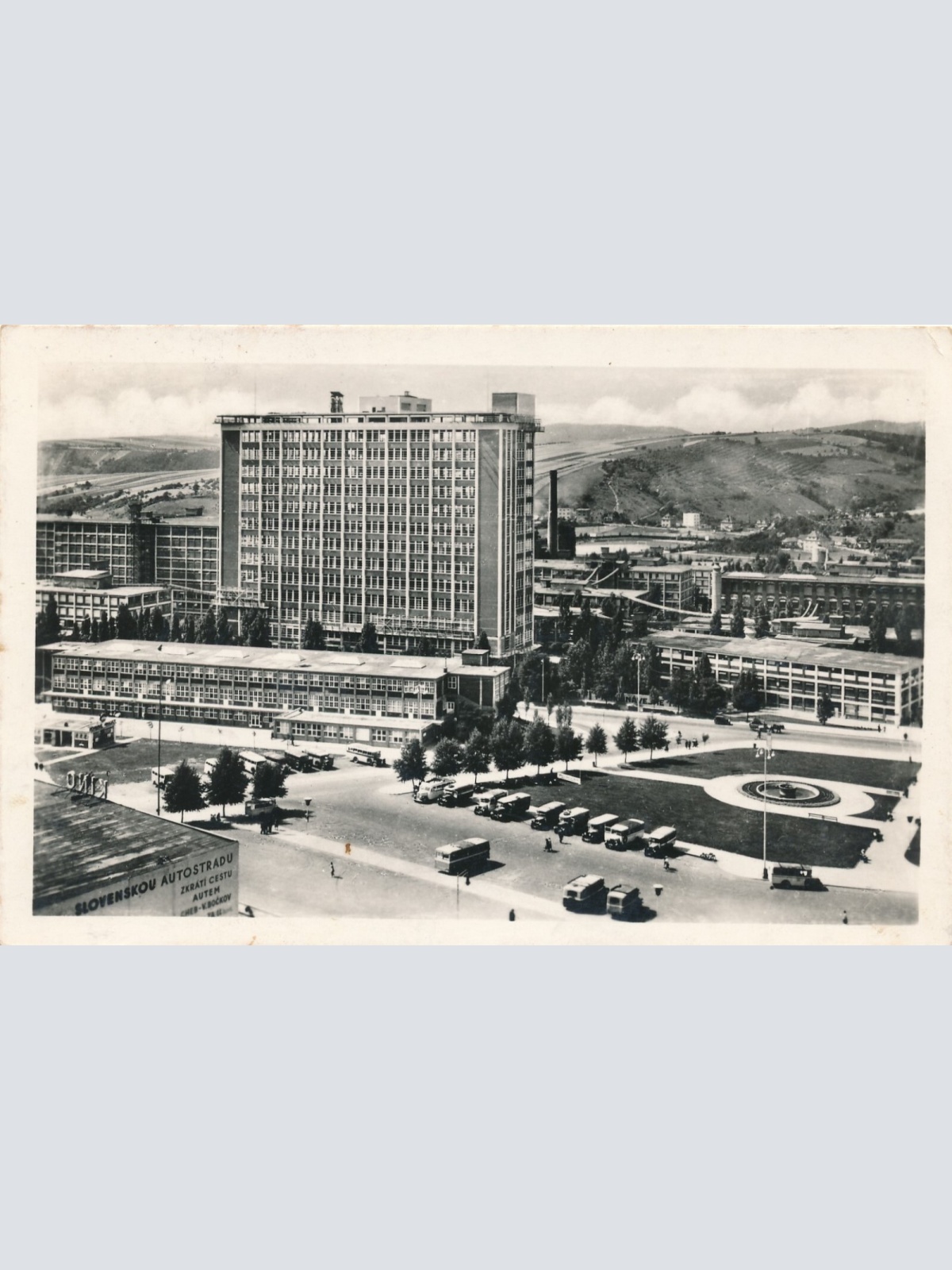 AK aus Zlin Spravni budova Batovych zavodu Tschechoslowakei Ansichtskarte (13215