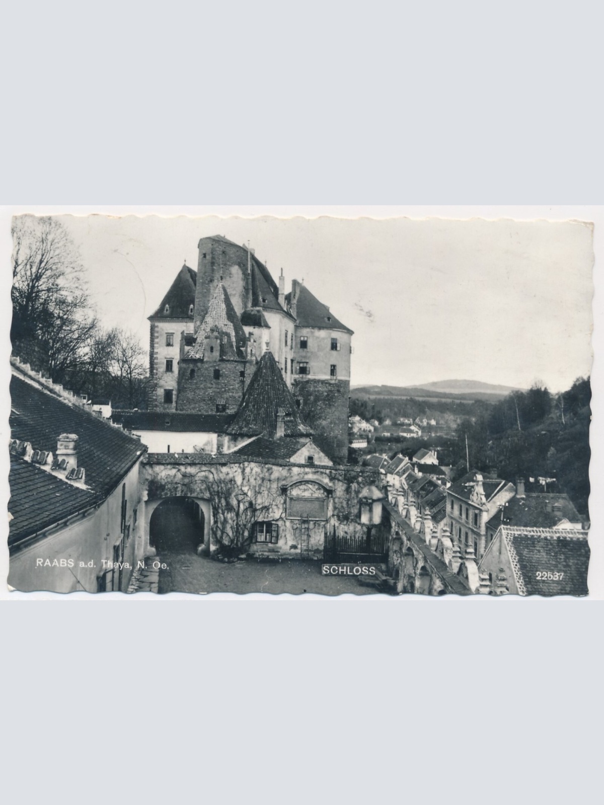 AK, Raabs an der Thaya, Schloss, Niederösterreich, Ansichtskarte (S4496)