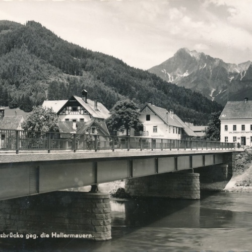 AK aus Admont mit Ennsbrücke Steiermark Ansichtskarte (14088)