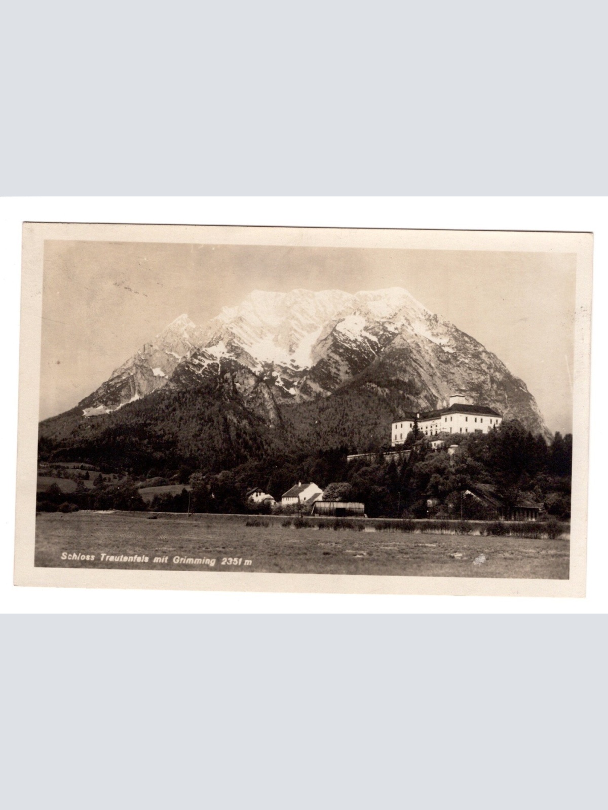 AK, Schloss Trautenfels mit Grimming, Steiermark,  Ansichtskarte (S4752)