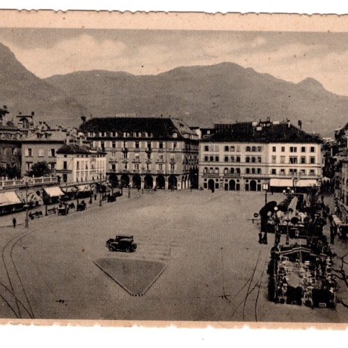 AK, Dolomiti, Bolzano, Piazza Vittorio Emanuele, Italien, Ansichtskarte (S5231)