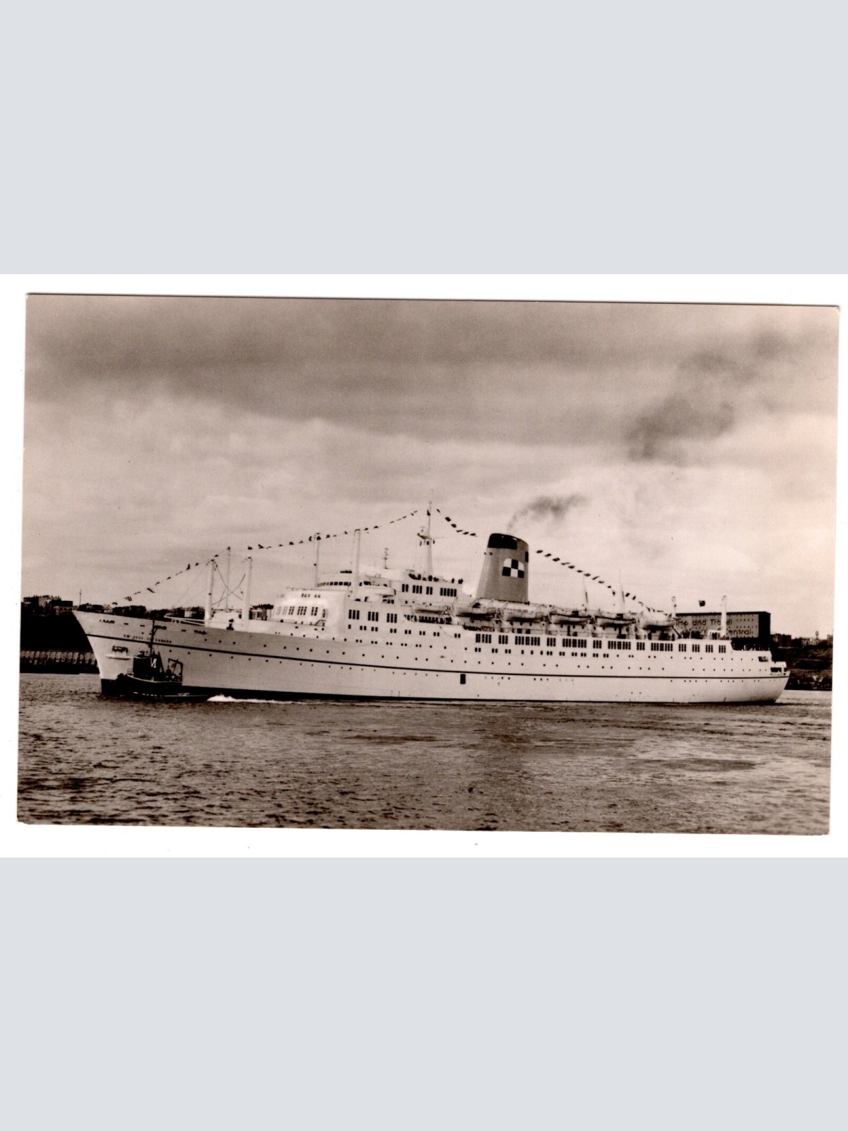 AK, S.S. Empress of Canada, on her maiden arrival in NY, Ansichtskarte (S5885)