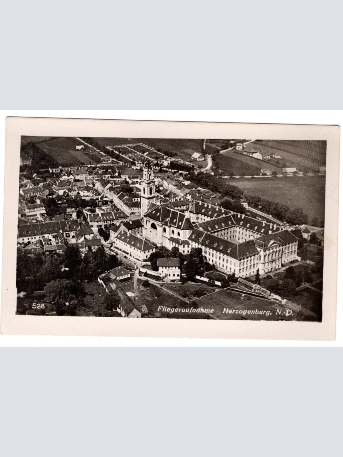 AK, Fliegeraufnahme, Herzogenburg, Niederösterreich, Ansichtskarte (S5946)