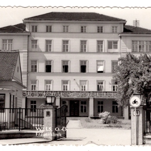 AK, Wels, Frauenklinik, Oberösterreich, Ansichtskarte (S6552)