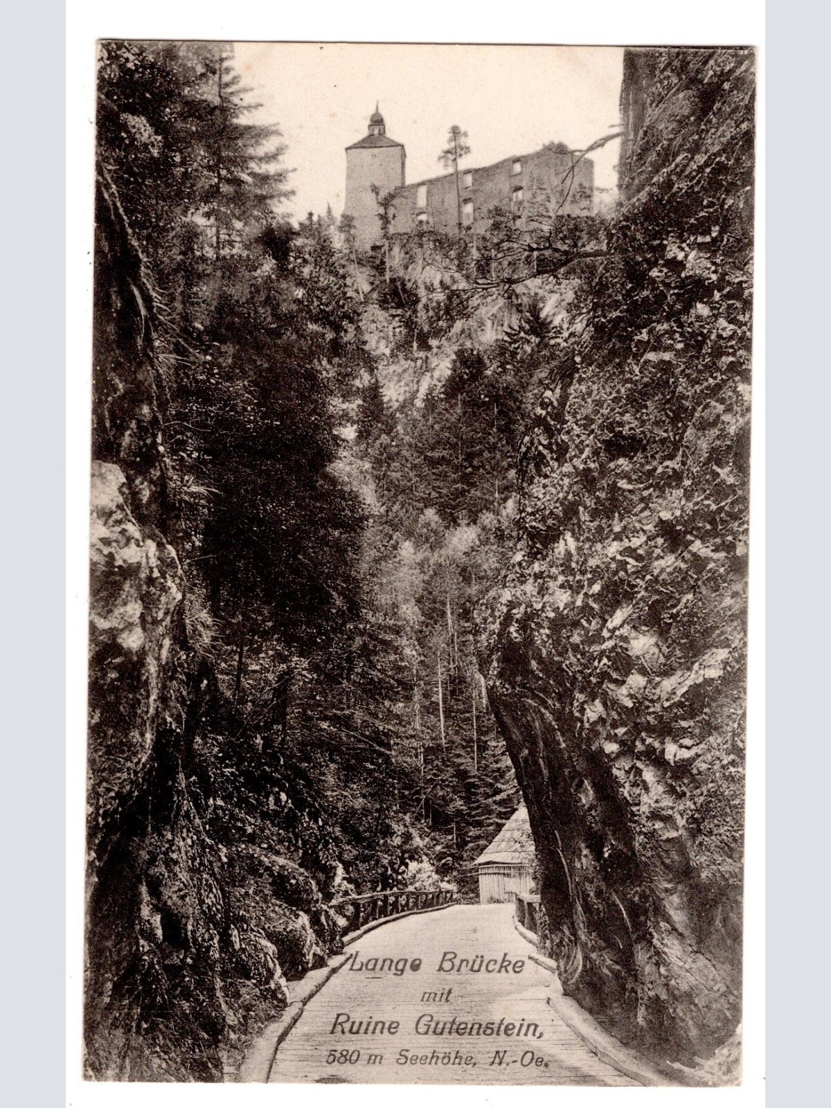 AK, Lange Brücke mit Ruine Gutenstein, Niederösterreich, Ansichtskarte (S7155)
