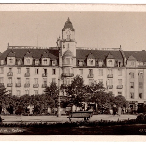 AK, Grand Hotel, Oslo, Norwegen, Ansichtskarte (S7243)