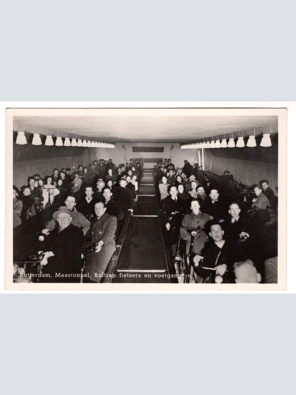 AK, Maastunnel, Rotterdam, Niederlande, Ansichtskarte (S7262)