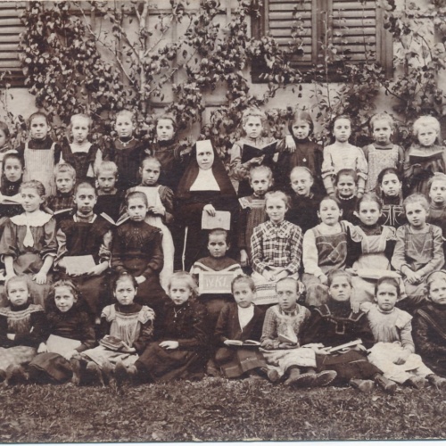 AK Klassenfoto mit Schüler IV KI Ansichtskarte Annodazumals (14597)