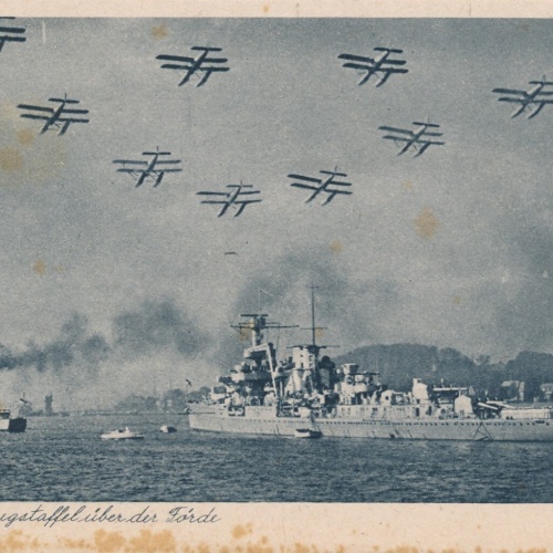 AK aus Kiel Seeflugzeugstaffel mit Krigsschiff und Flugzeug Militaria (14606)