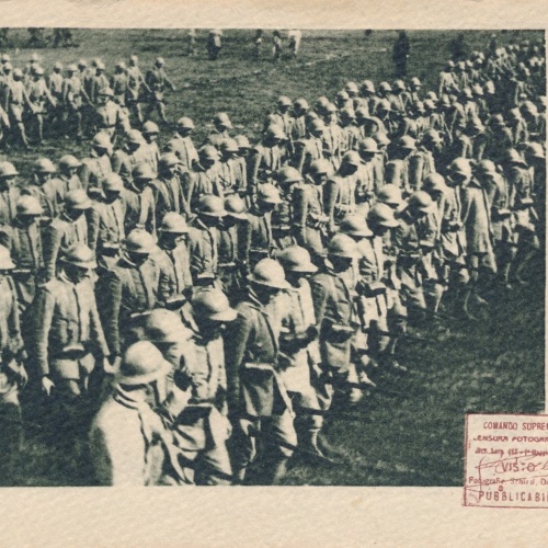 AK Sfilano i Granatieri dopo la Vittora Militaria Ansichtskarte (14650)