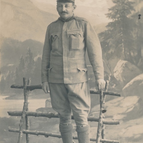 AK von einem Soldaten Militaria Ansichtskarte (14659)