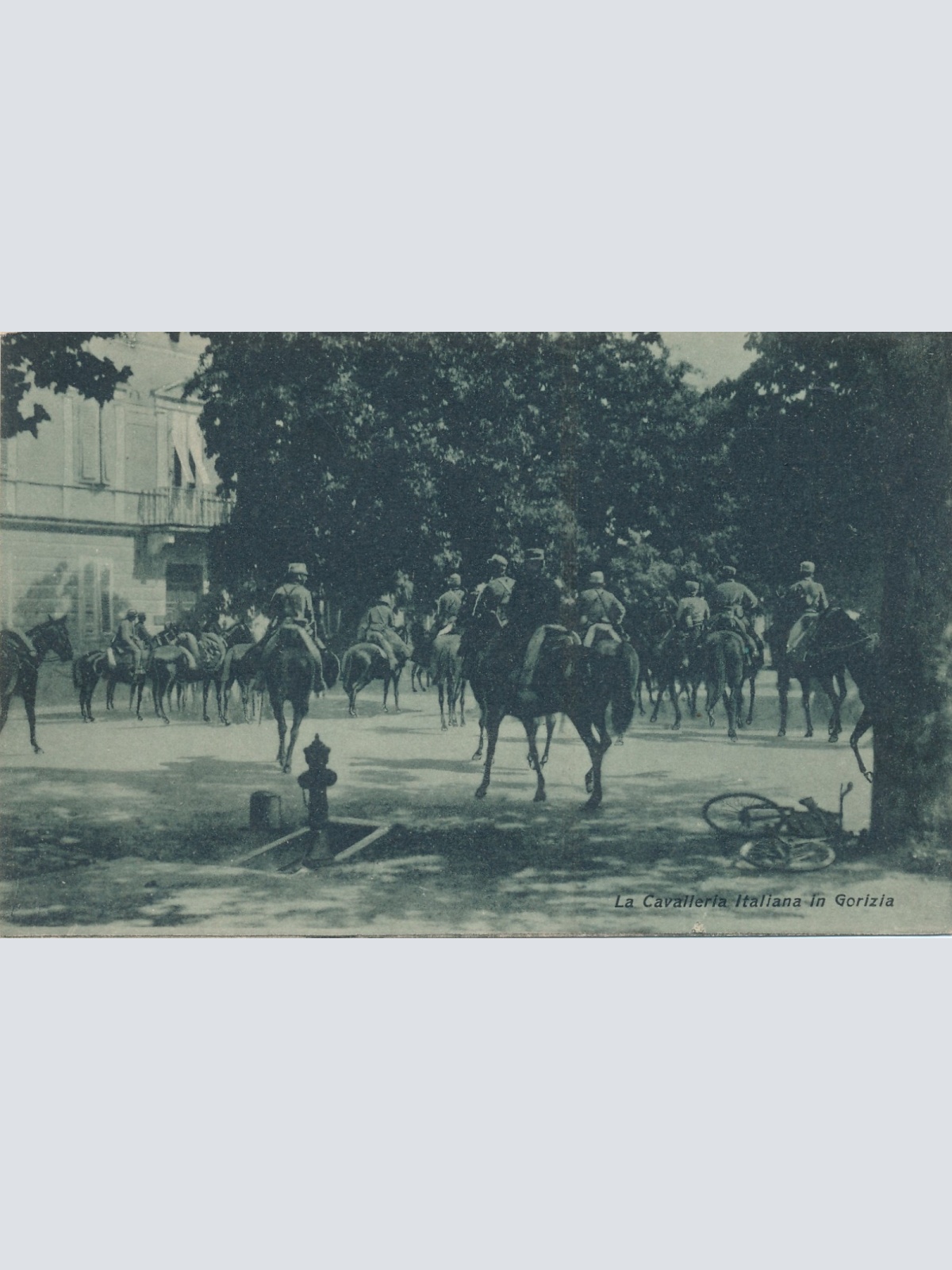 AK aus Gorizia La Cavalleria Italien Ansichtskarte (14698)