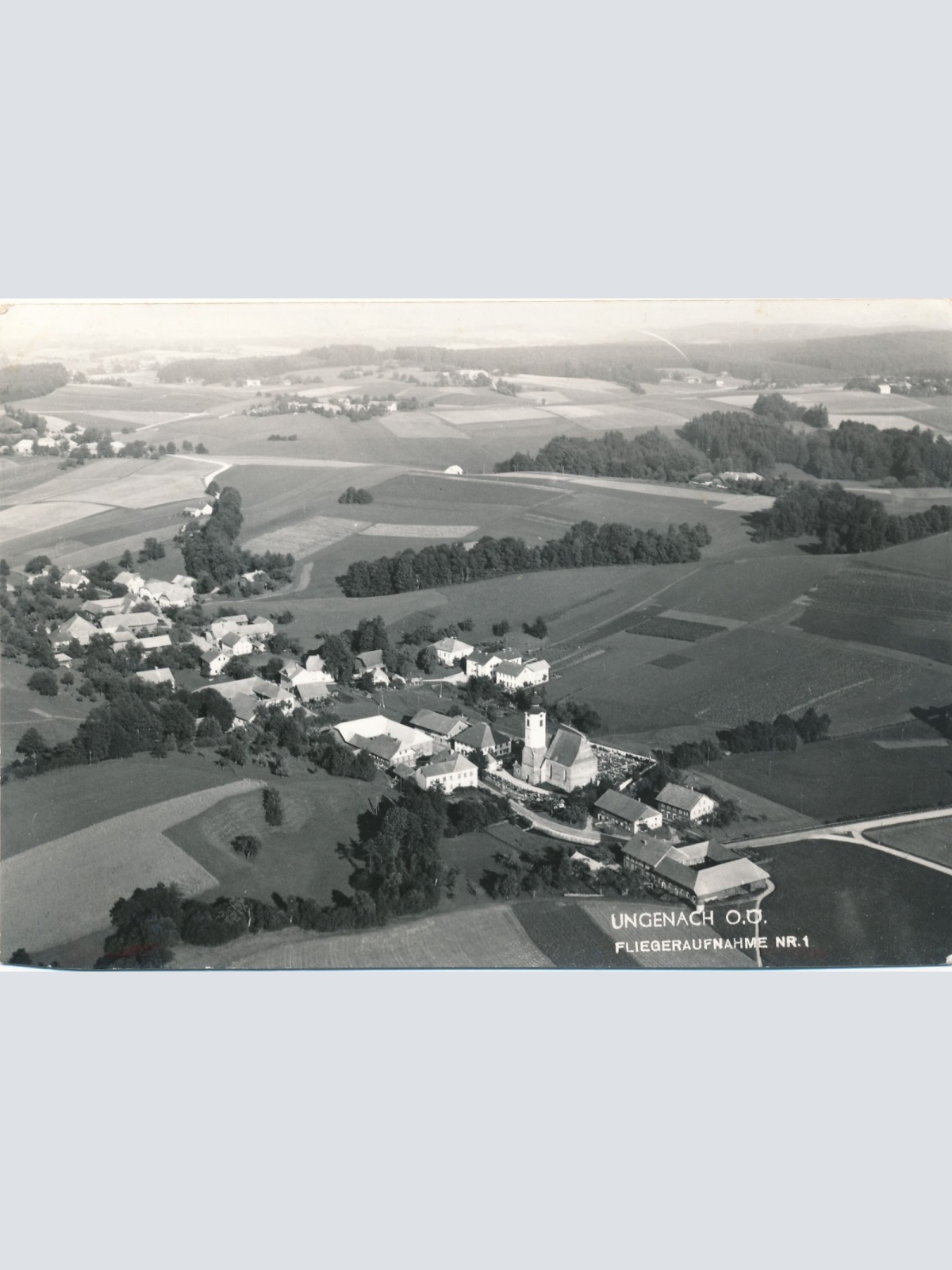 AK aus Ungenach Luftbild Nr. 1 Oberösterreich Ansichtskarte (15835)