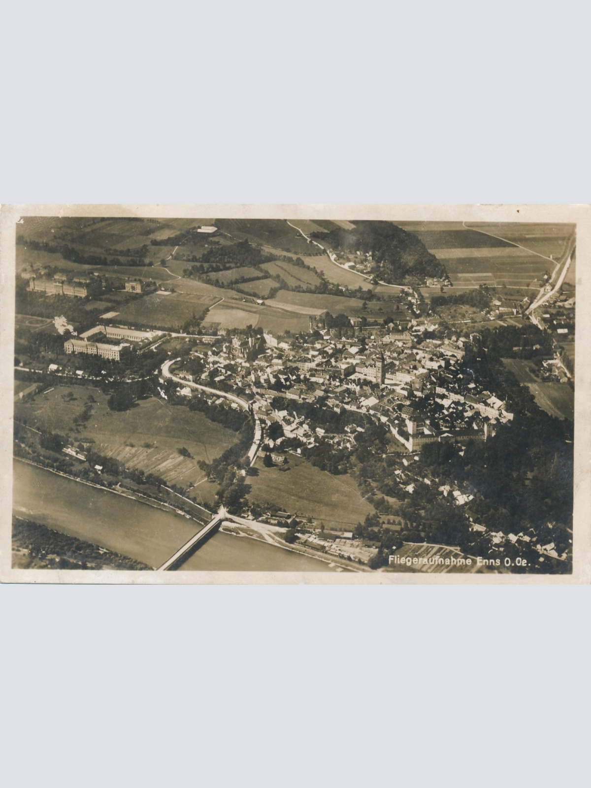 AK aus Enns Fliegeraufnahme Oberösterreich Ansichtskarte (15851)