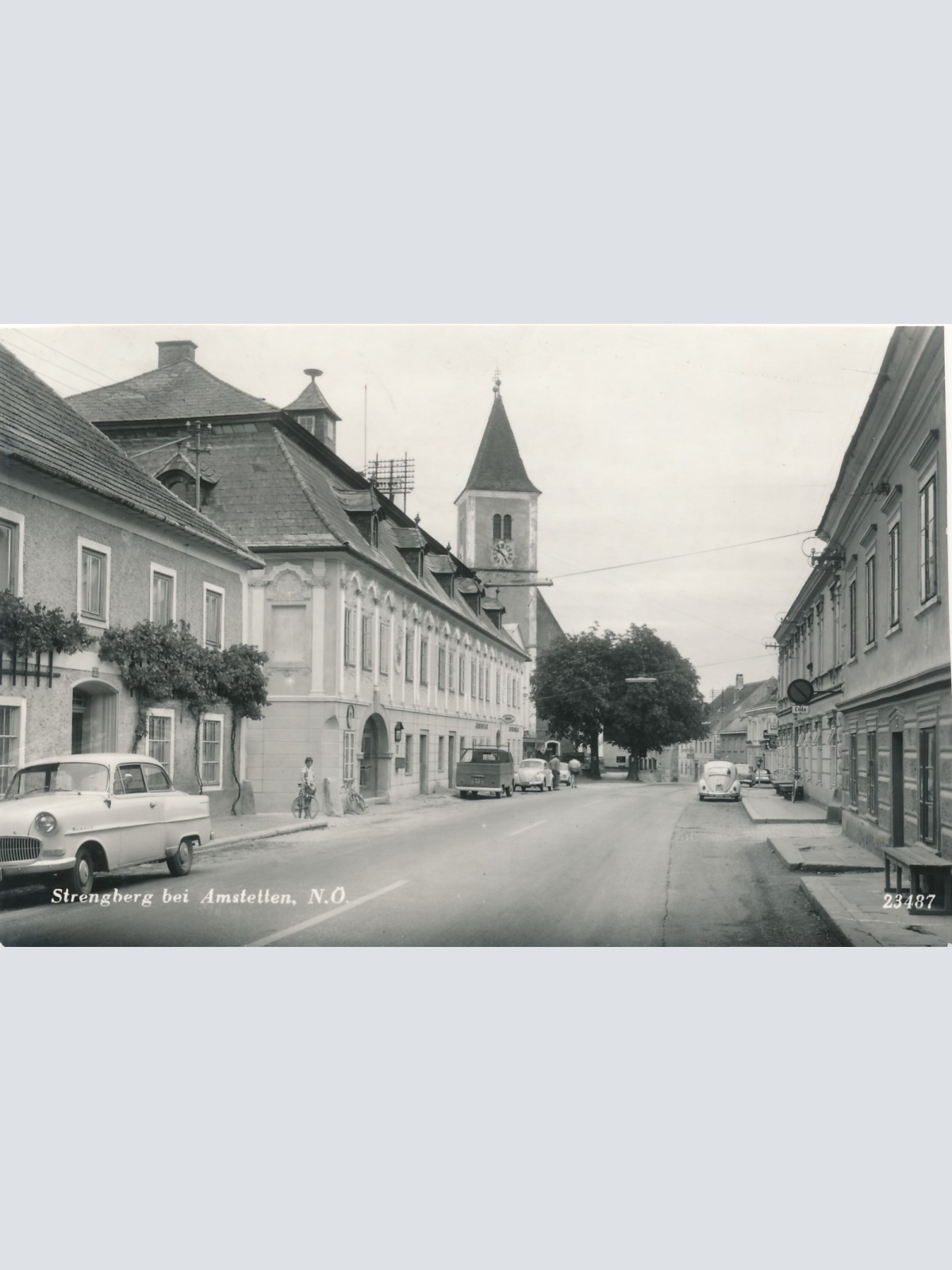 AK aus Strengberg bei Amstetten Oldtimer Niederösterreich Ansichtskarte (15350)