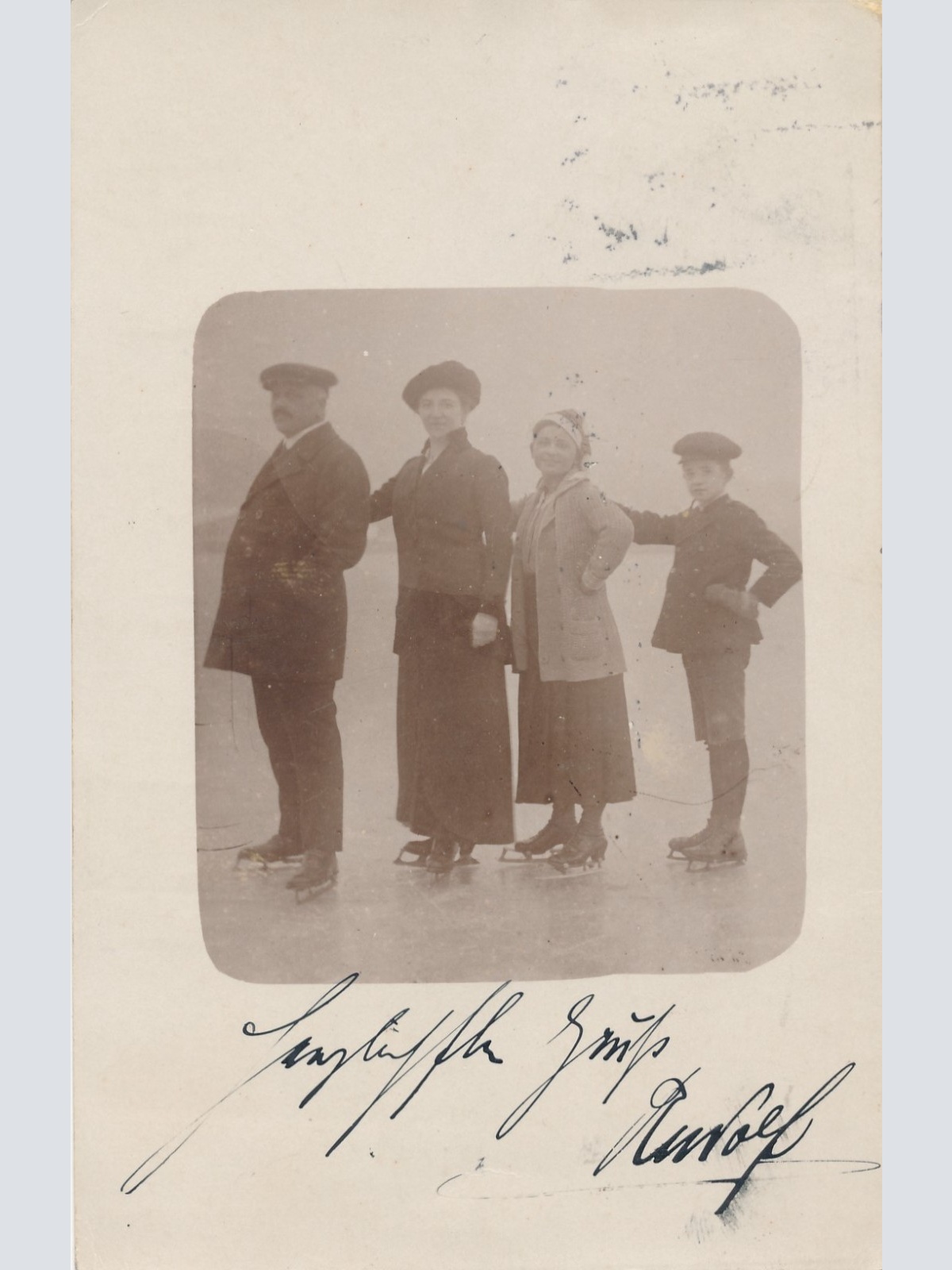 AK Annodazumals Familienfoto gross zu klein Ansichtskarte (16148)