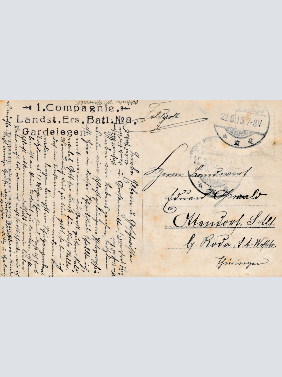 AK von drei Soldaten im Büro mit Feldpoststempel Ansichtskarte (15739)