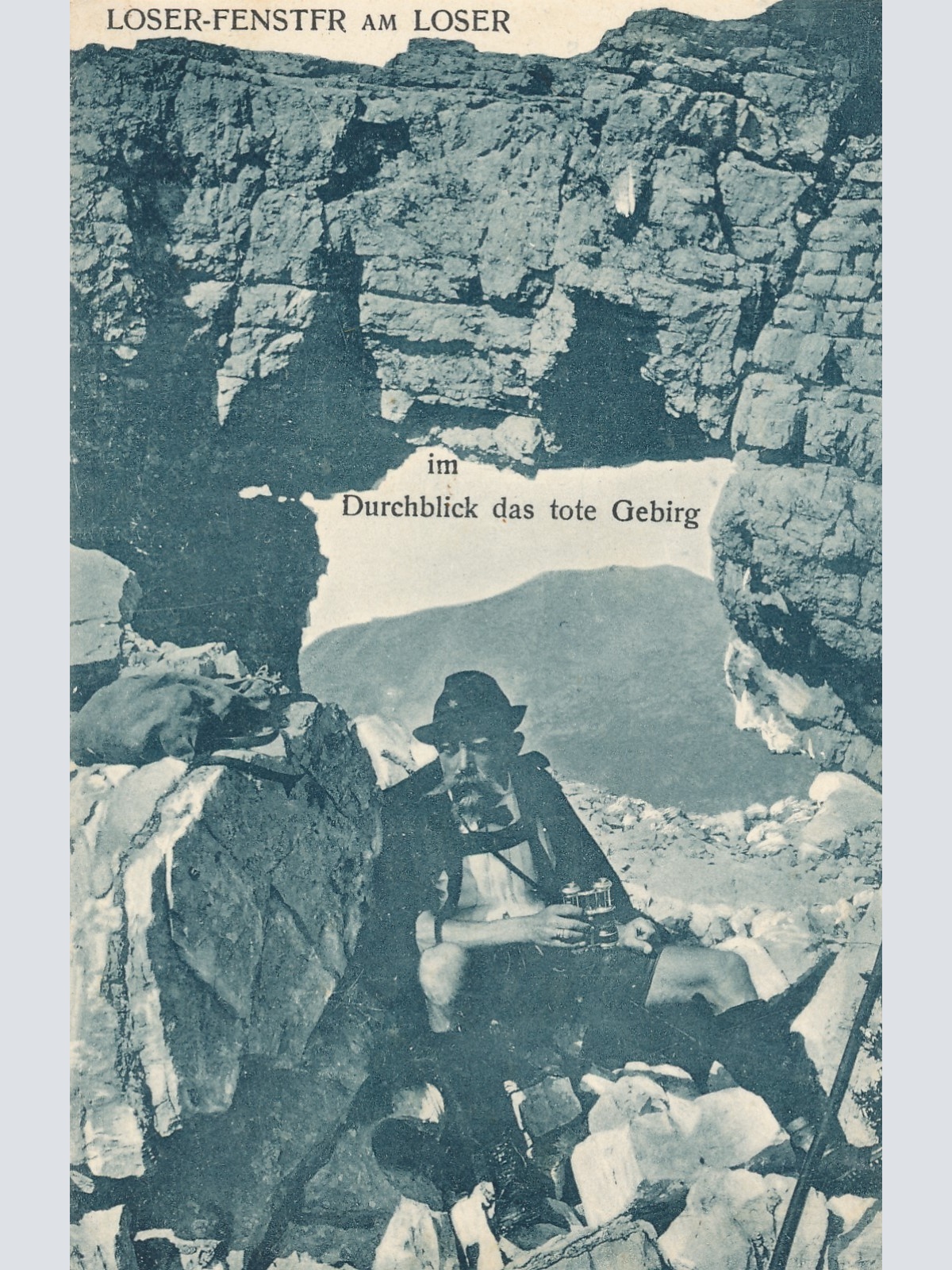 AK vom Loser Fenster am Loser mit Mann Oberösterreich Ansichtskarte (15316)