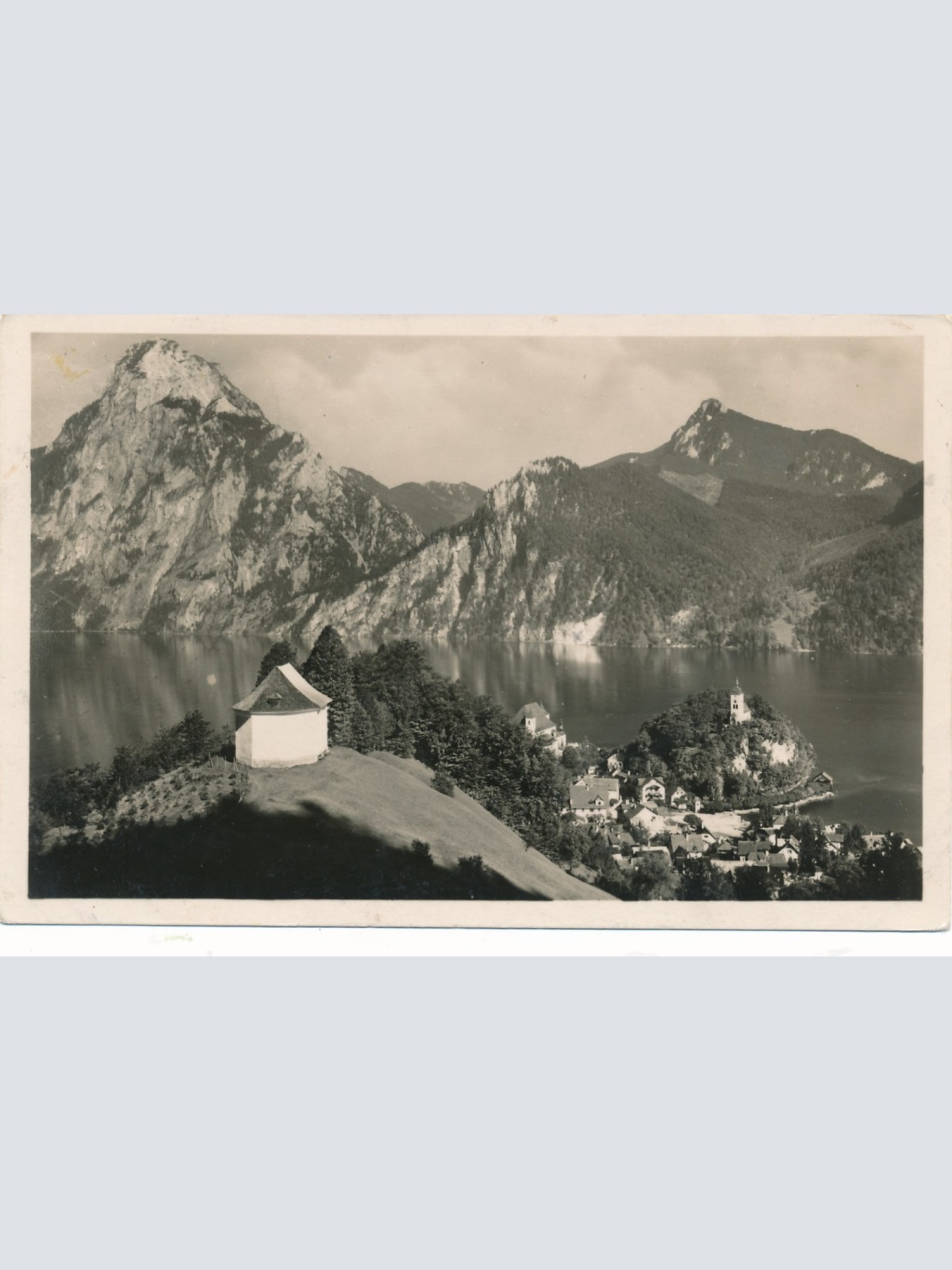 AK aus Traunkirchen mit Traunstein Oberösterreich Ansichtskarte (15484)