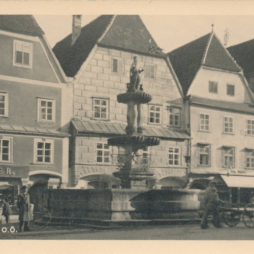 AK aus Steyr mit Brunnen Oberösterreich Ansichtskarte (15392)
