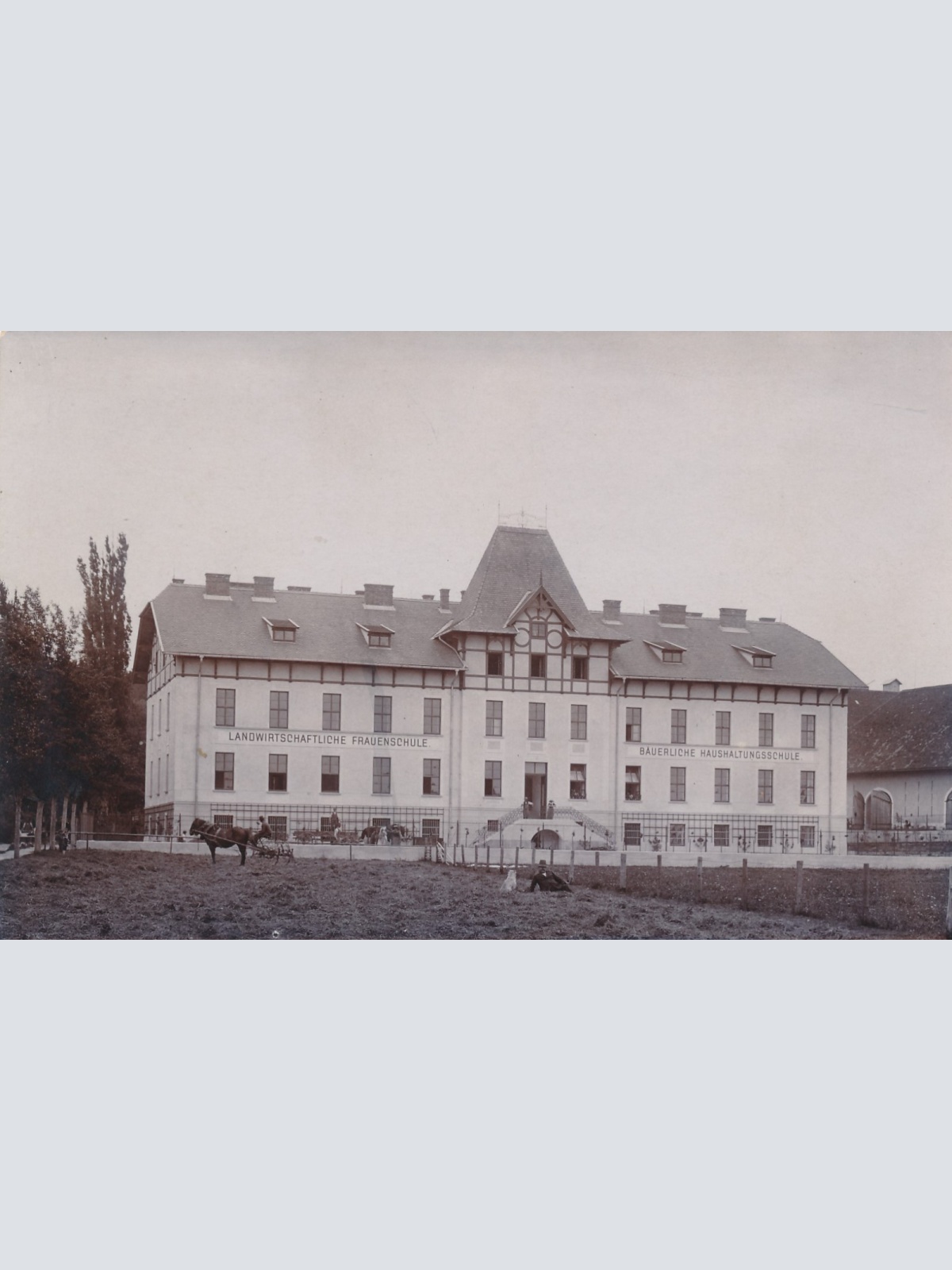 AK aus Otterbach am Inn Frauen und Bäuerl. Haushaltungs. Ansichtskarte (15188)