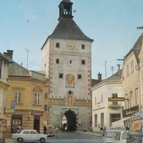 AK aus Vöcklabruck Wappenturm Oldtimer Oberösterreich Ansichtskarte (16679)