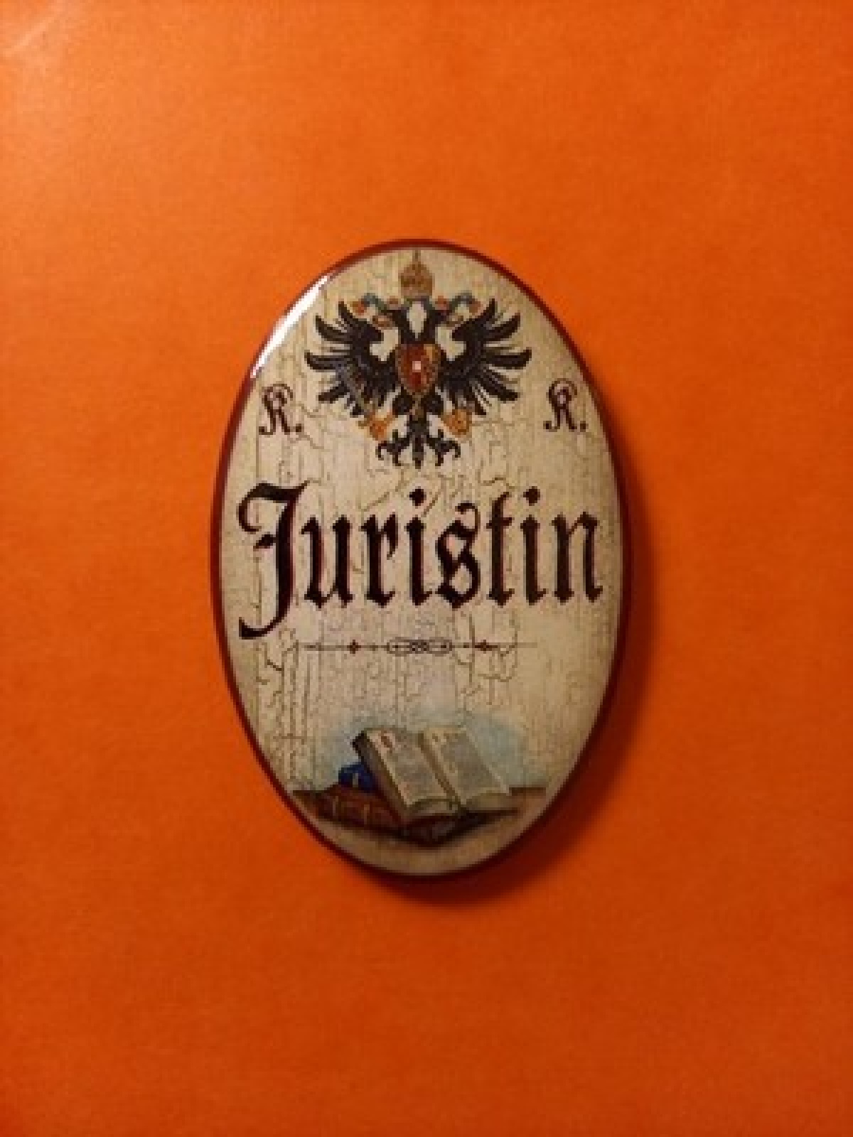 Nostalgie KuK Flaschenöffner Magnet Juristin