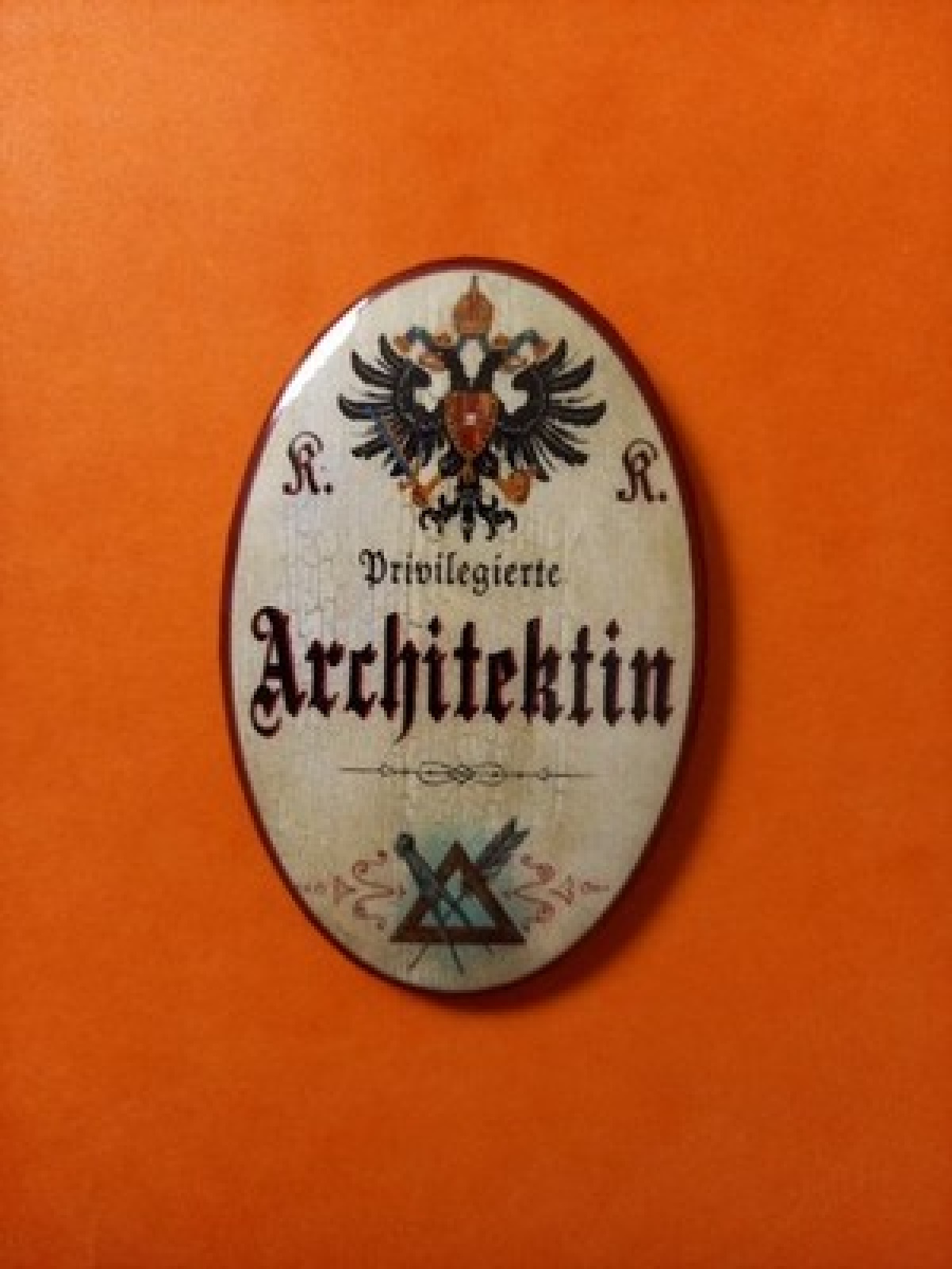 Nostalgie KuK Flaschenöffner Magnet Privilegierte Architektin