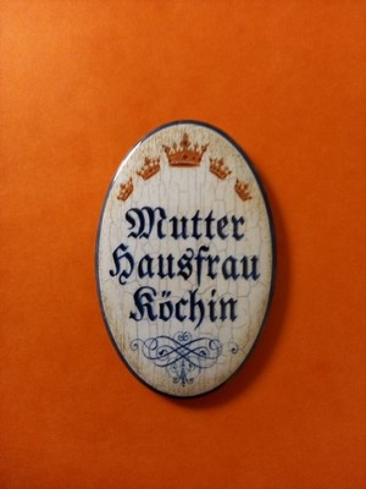 Nostalgie KuK Flaschenöffner Magnet Mutter Hausfrau Köchin