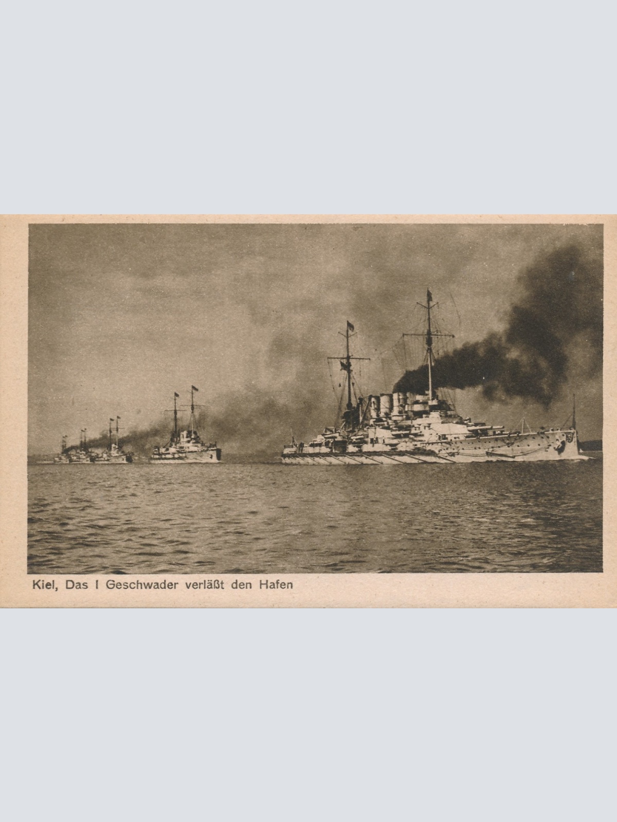 AK das I Geschwader verläßt den Hafen Ansichtskarte (16894)